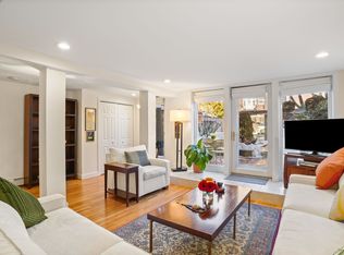 29 Holyoke St #1, Boston, MA 02116