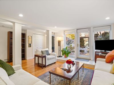 29 Holyoke St #1, Boston, MA, 02116