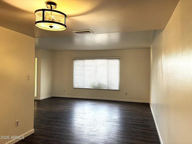 3431 W Acoma Dr — Photo 11