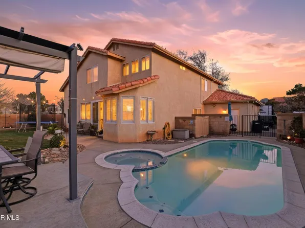 2515 Gemstone Ave, Palmdale, CA 93551