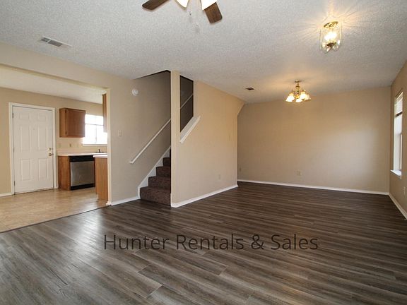 4th image of 5012 Windsong Dr