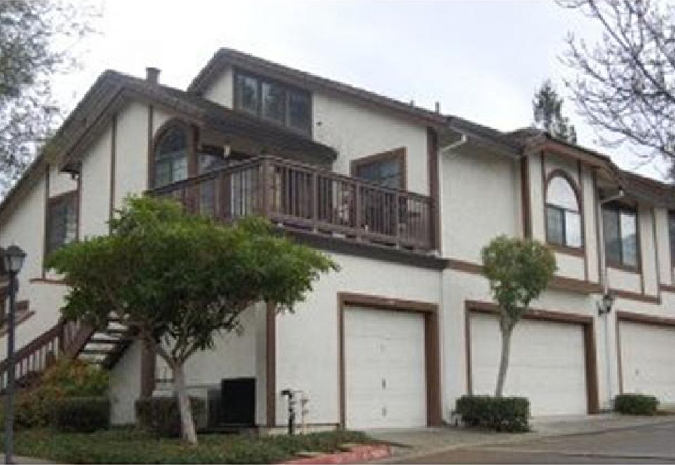 1st image of 2752 Buena View Ct