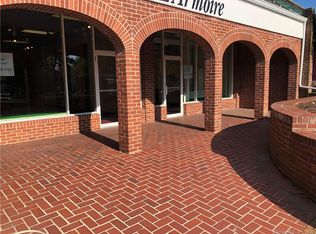 102 Park St, New Canaan, CT