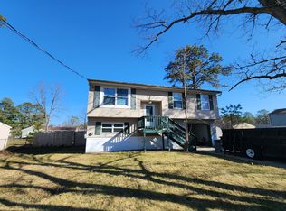319 Iriquois Trl, Browns Mills, NJ 08015