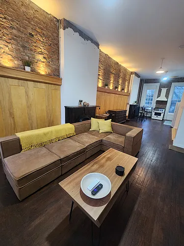 484 Madison Ave #1 Photo 1