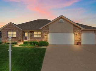 6356 Meadow Ridge Ave, Portage, IN 46368