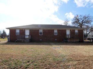 625 New Circle Dr, Horse Cave, KY 42749
