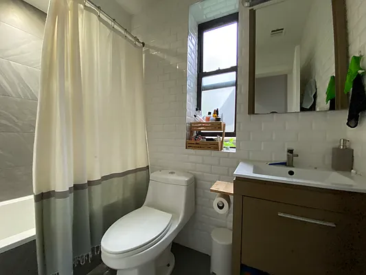 Rented by Simply Brooklyn Realty Inc | media 4