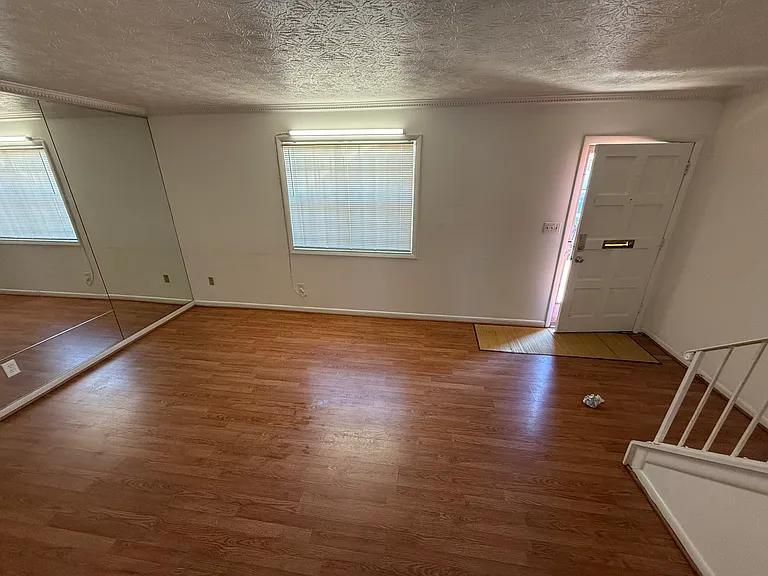 2956 N Dekalb Dr #D — Photo 13