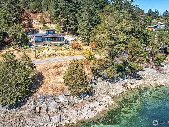 2nd image of 1022 Deer Harbor Road