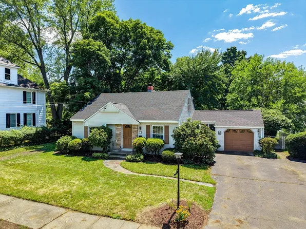 23 Bellevue Ave, Longmeadow, MA 01106