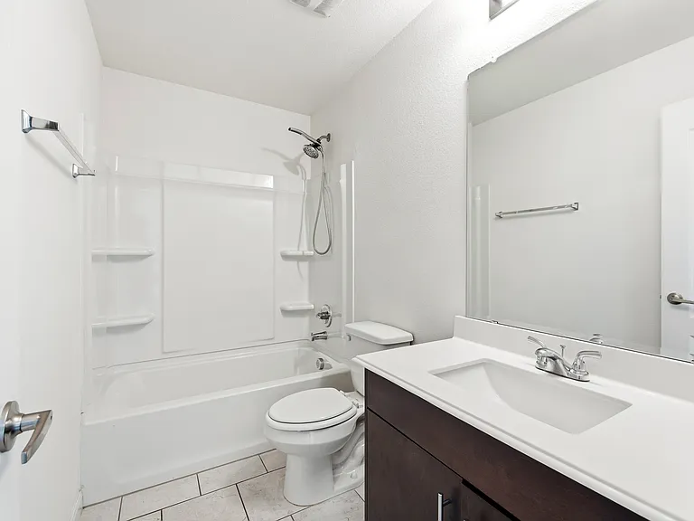 1204 Sumner St — Photo 25