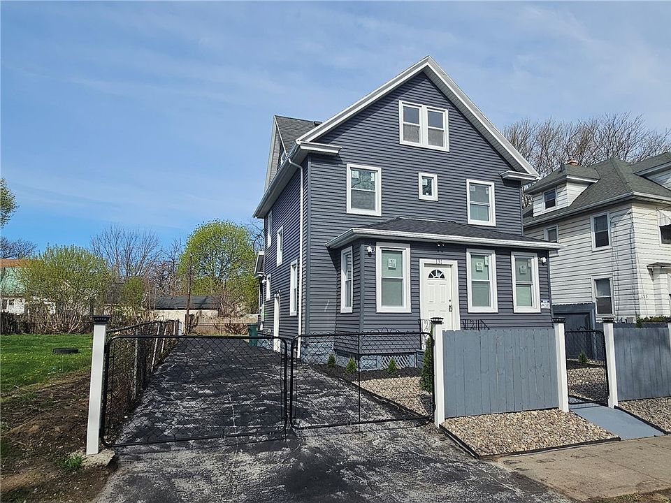 1st image of 131 Cameron St