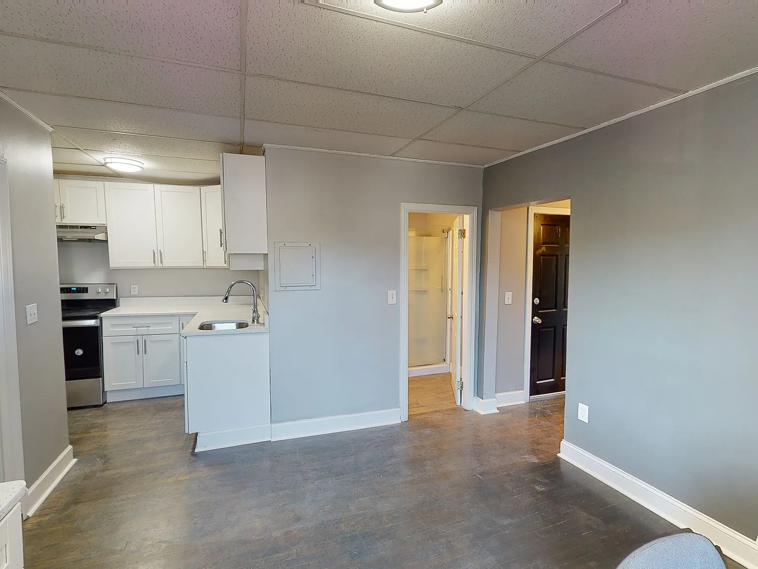 4 bed, $3,350 — Photo 2