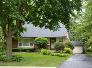 325 S Julian St, Naperville, IL