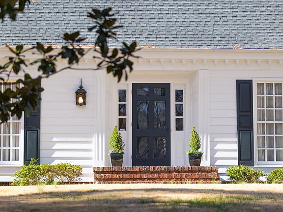 2nd image of 3514 Rugby Rd