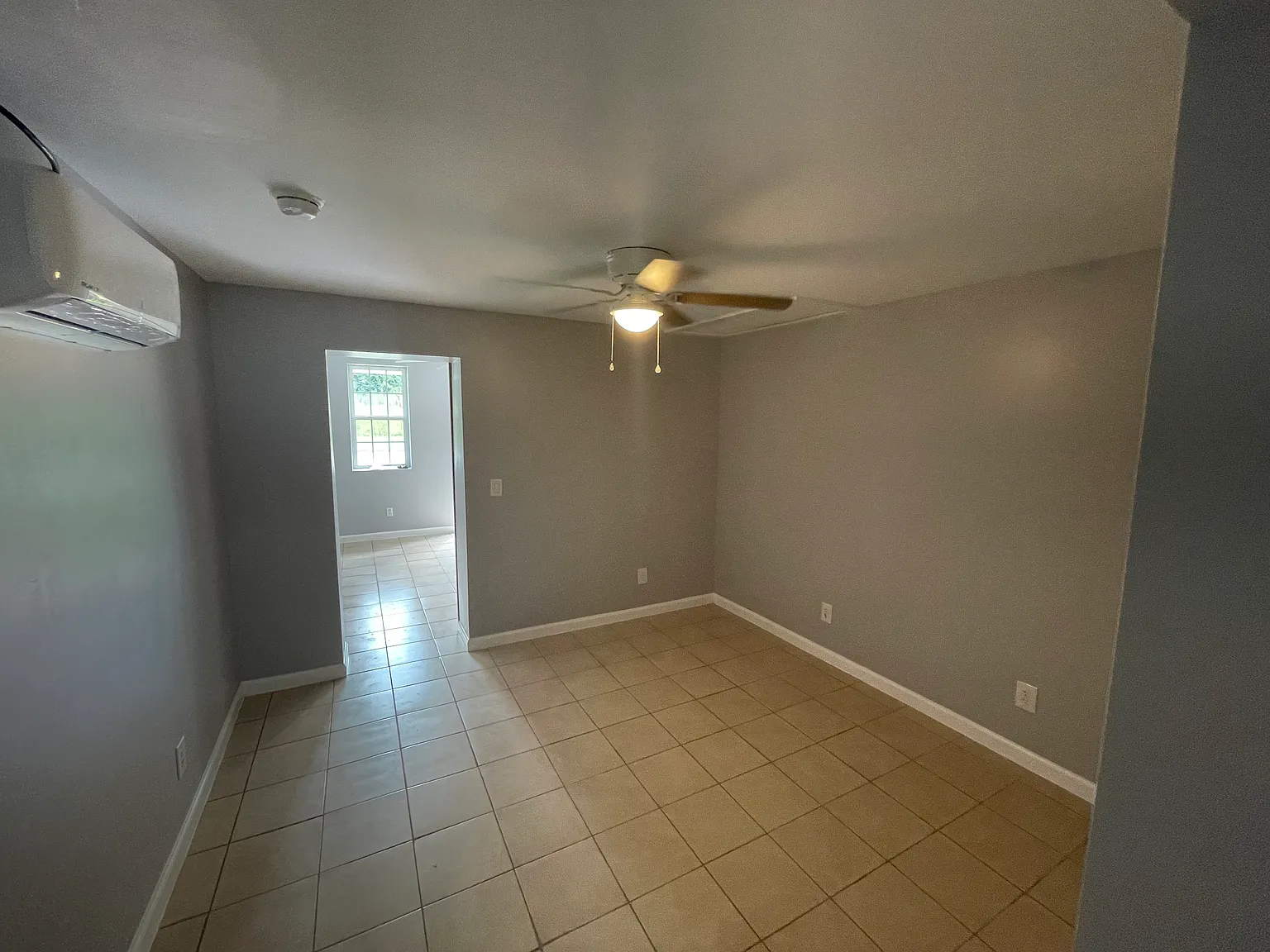 1 bed, 500 sqft, $725 — Photo 2