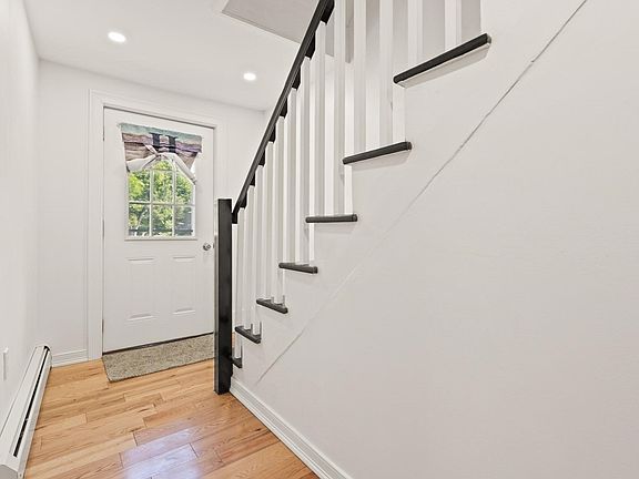 3rd image of 155 River St
