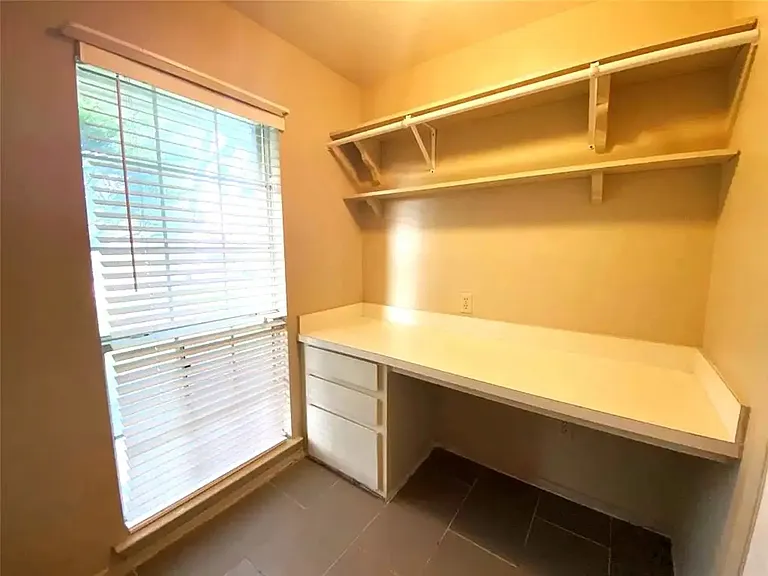 1316 Dunbarton Dr — Photo 22