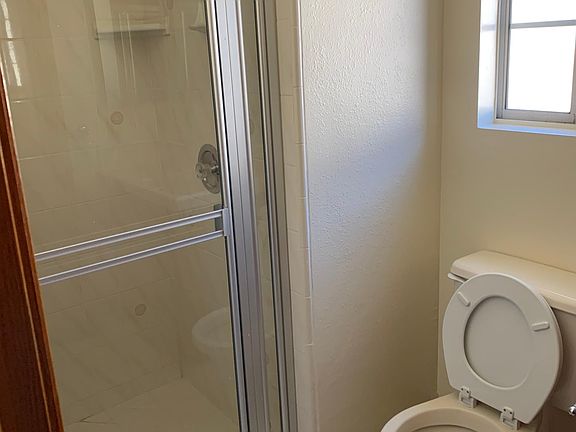 4th image of 818 S Patton Ave #3