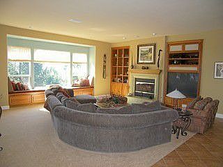 2nd image of 3744 Fox Hill Pl