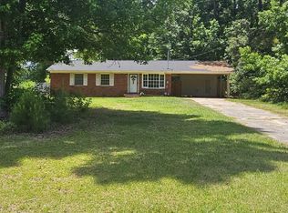 53 Hillcrest Rd, Whiteville, NC 28472