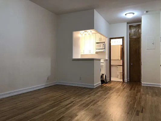 Rented by PocketBroker Inc | media 2