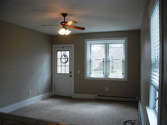 3rd image of 85 Cherry St