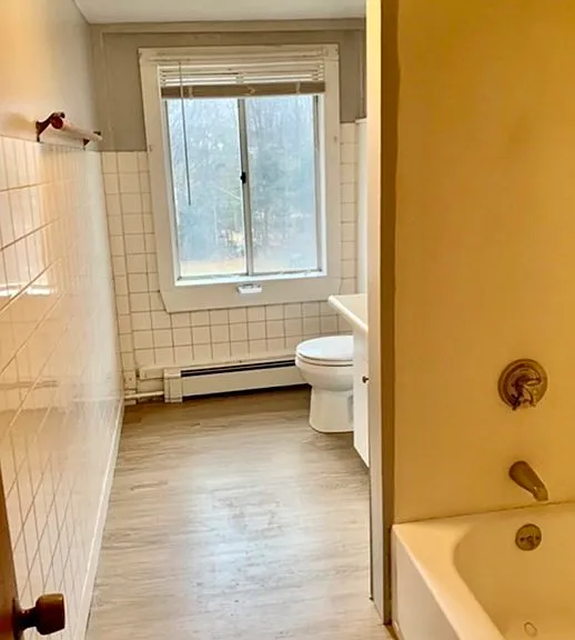 65 Curve St #4 — Photo 5