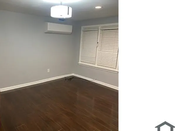 8100 S Escanaba Ave #2, Chicago, IL 60617