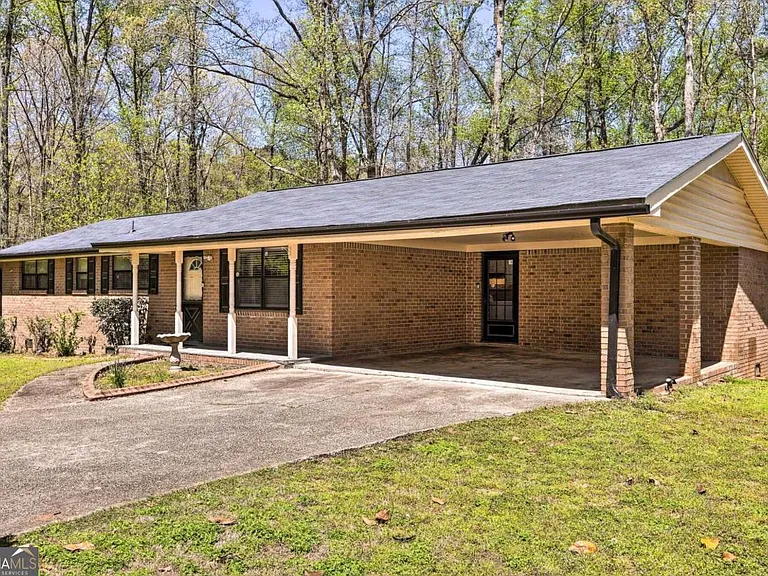 6207 Moss Dr — Photo 2