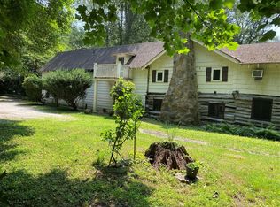 143 Piping Rock Rd, Locust Valley, NY 11560