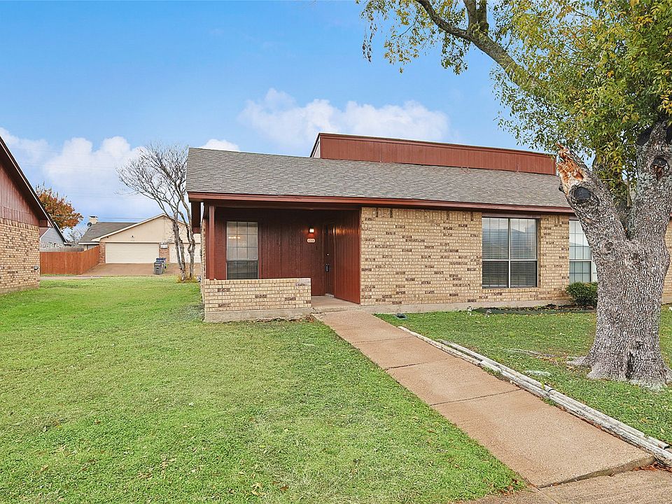 1st image of 1711 Creek View Dr