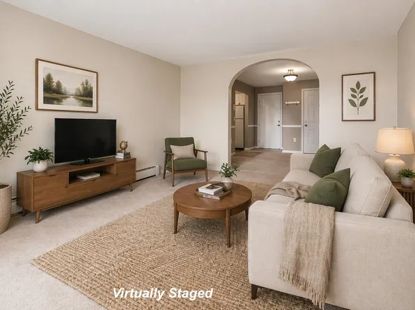 2 Timberwood Drive #306, Goffstown, NH 03045