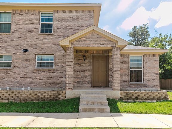 2nd image of 1112 Thannisch Dr #B