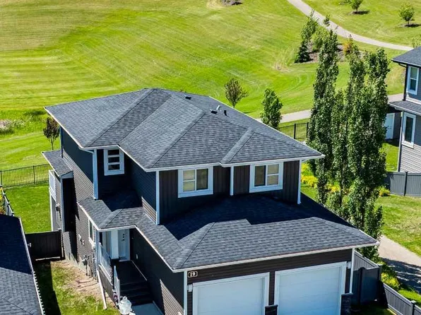 19 Vanveller Way, Sylvan Lake, AB T4S 0M4