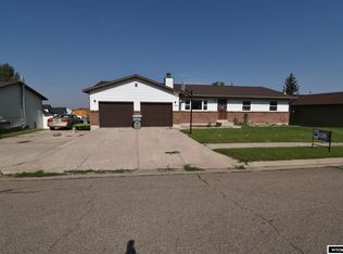 219 Hathaway Ave, Evanston, WY 82930