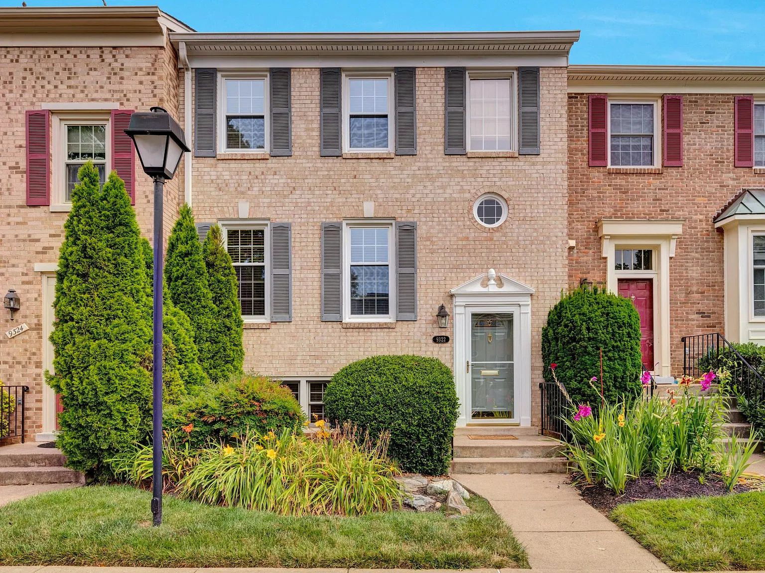 4 bed, 3.5 bath, 2640 sqft, $3,550 — Photo 1