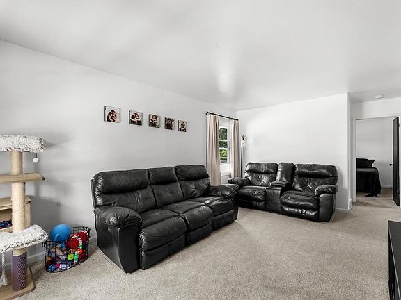 5th image of 2142 Richmond AVENUE #2