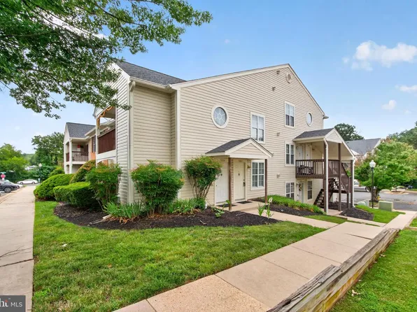 9262 Chapman Oak Dr, Manassas, VA 20110