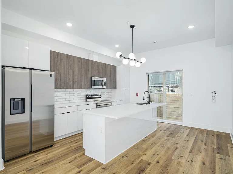 1701 S 24th St #1 — Photo 6