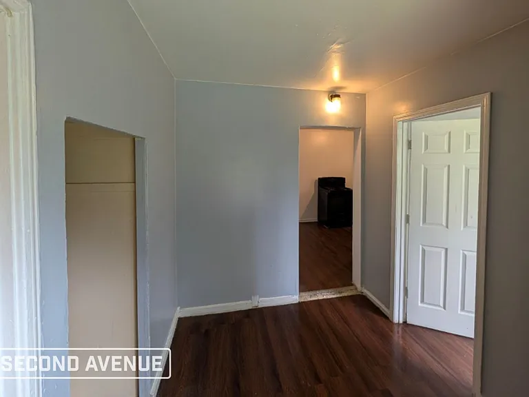 12436 S Princeton Ave — Photo 8
