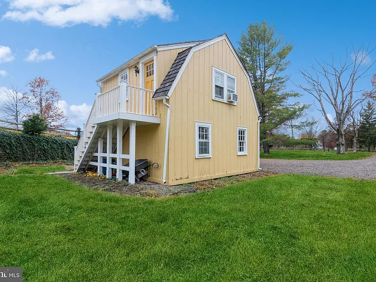 6630 Stump Rd — Photo 3