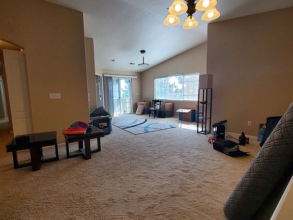 4th image of 1420 Whitehall Dr #13A