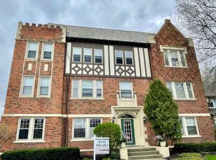 Berwick, Lakewood, OH 44107