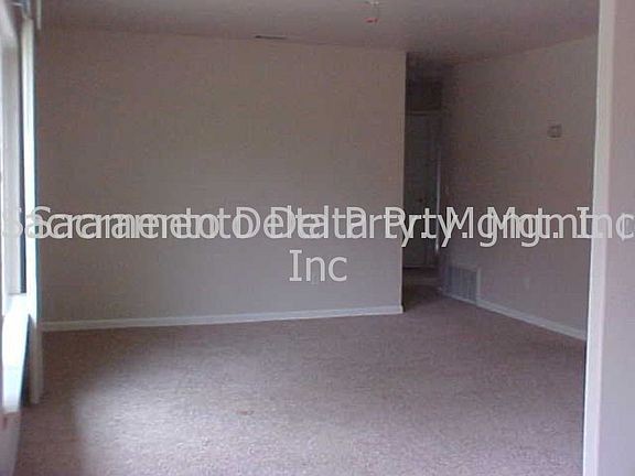 4th image of 7049 Pablo Dr