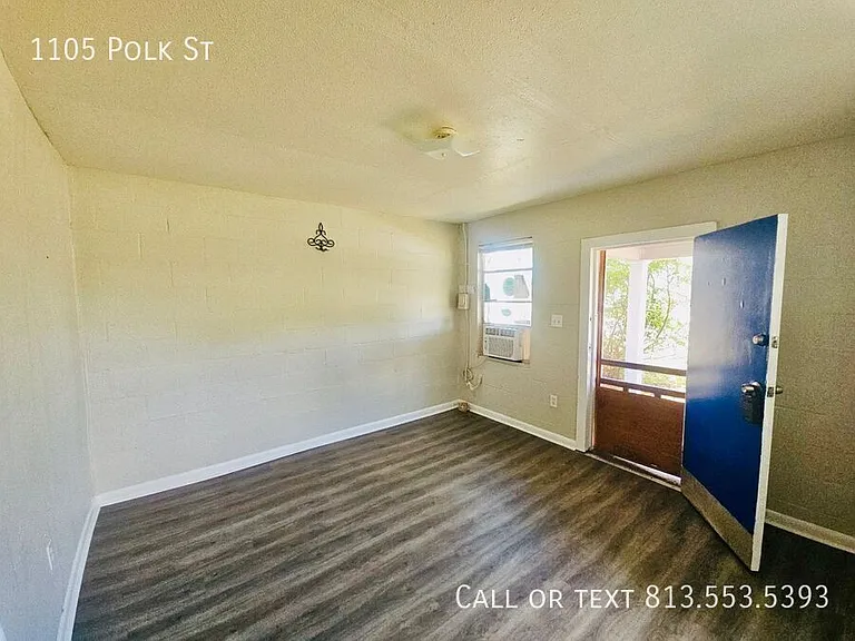 1105 Polk St — Photo 8