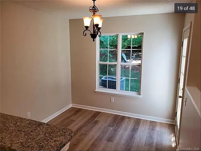 9906 Birch Knoll Ct — Photo 15