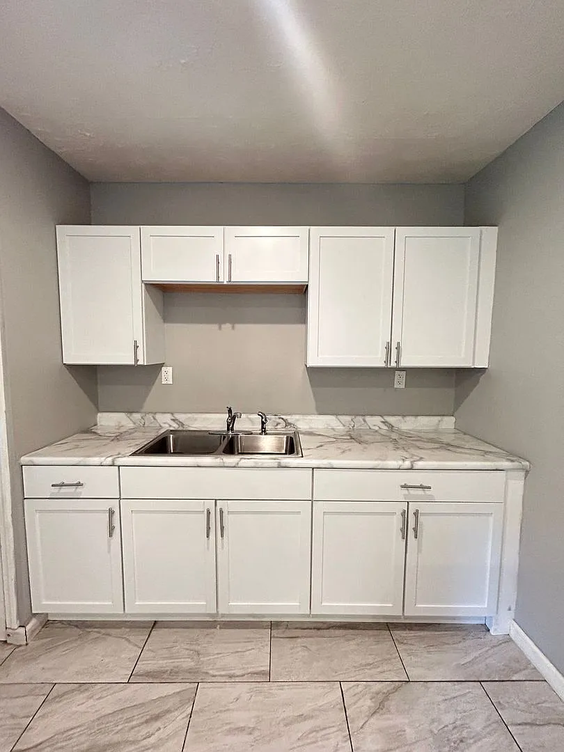 Rampart Holdings II Rentals (1101 Bancroft St.) — Photo 4