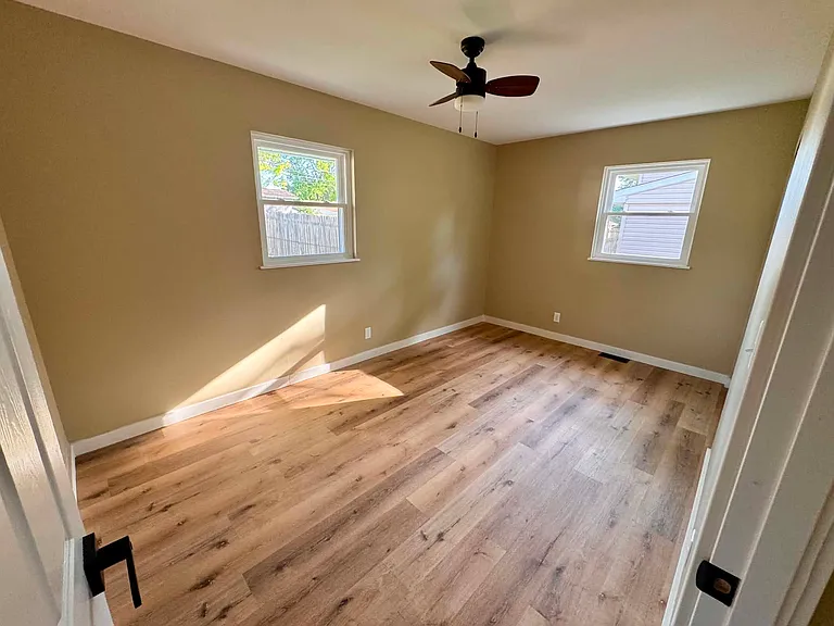 2237 Northridge Ln — Photo 18